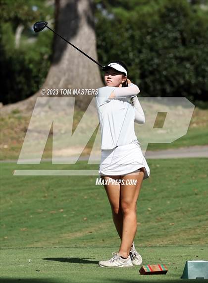Thumbnail 2 in Carmel Invitational photogallery.