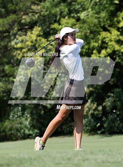 Thumbnail 1 in Carmel Invitational photogallery.