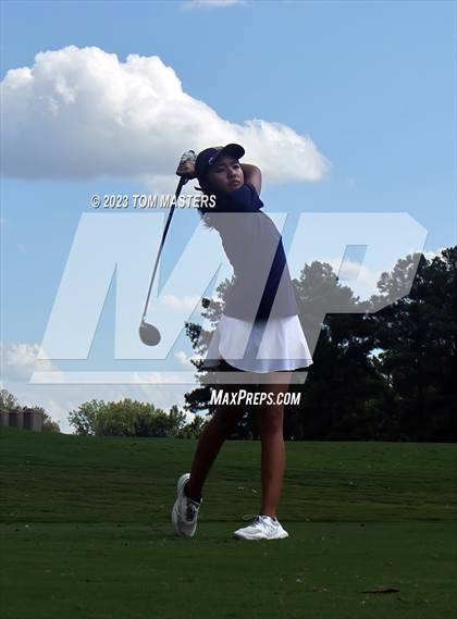 Thumbnail 3 in Carmel Invitational photogallery.