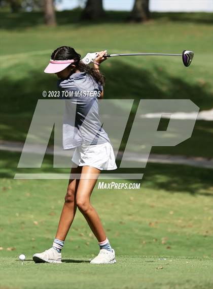 Thumbnail 2 in Carmel Invitational photogallery.
