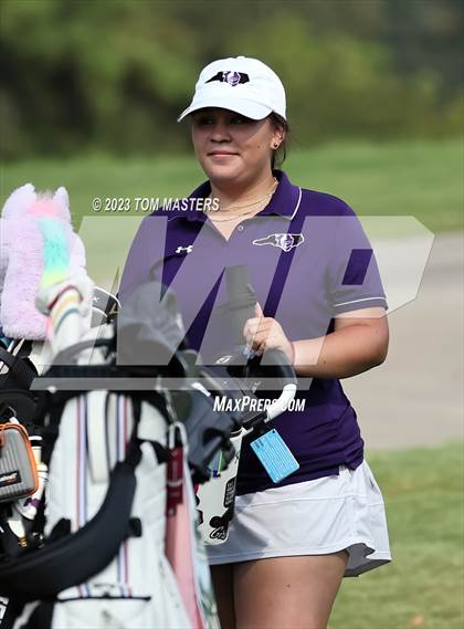 Thumbnail 2 in Carmel Invitational photogallery.