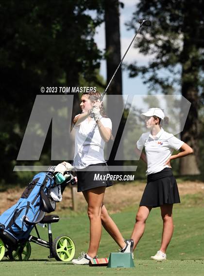 Thumbnail 2 in Carmel Invitational photogallery.