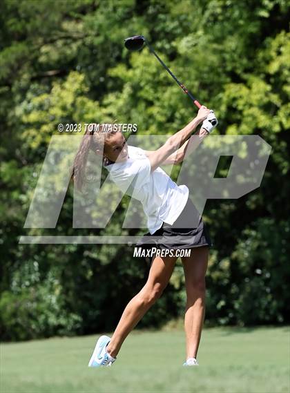 Thumbnail 1 in Carmel Invitational photogallery.