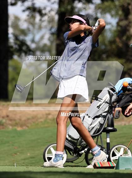Thumbnail 2 in Carmel Invitational photogallery.