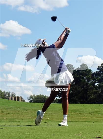 Thumbnail 3 in Carmel Invitational photogallery.