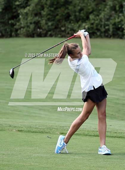 Thumbnail 2 in Carmel Invitational photogallery.