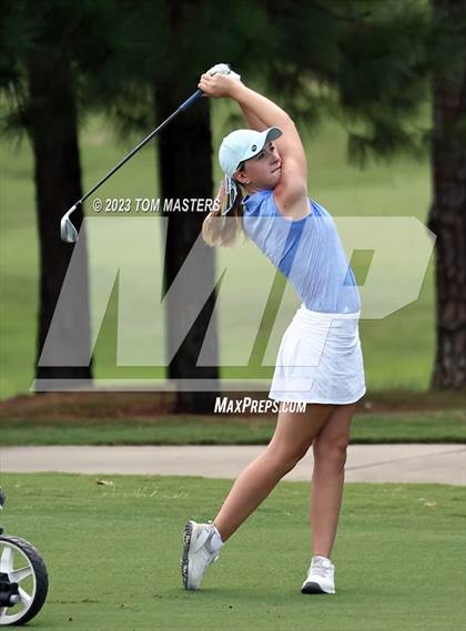 Thumbnail 2 in Carmel Invitational photogallery.