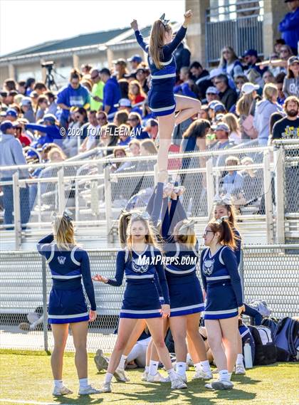 Thumbnail 3 in Washburn Rural vs Olathe West (KSHSAA 6A Championship) photogallery.