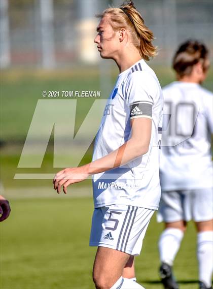Thumbnail 2 in Washburn Rural vs Olathe West (KSHSAA 6A Championship) photogallery.