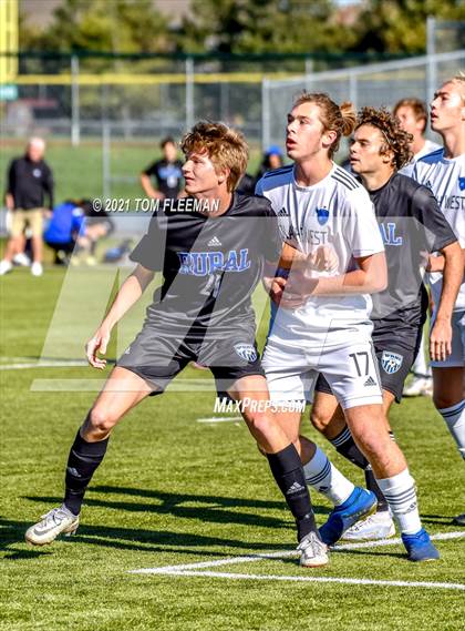 Thumbnail 3 in Washburn Rural vs Olathe West (KSHSAA 6A Championship) photogallery.