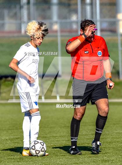 Thumbnail 2 in Washburn Rural vs Olathe West (KSHSAA 6A Championship) photogallery.