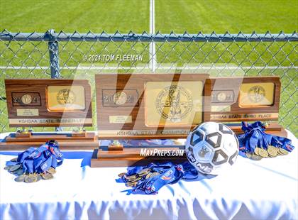 Thumbnail 1 in Washburn Rural vs Olathe West (KSHSAA 6A Championship) photogallery.