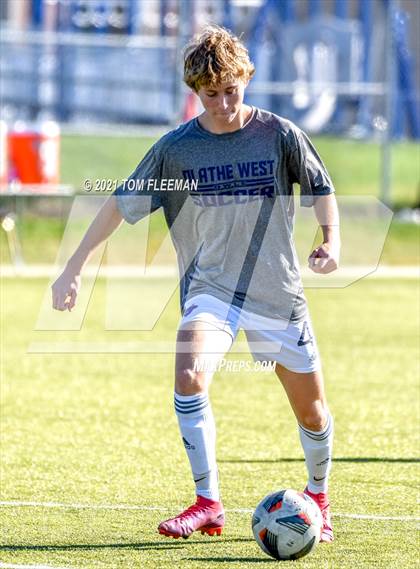 Thumbnail 2 in Washburn Rural vs Olathe West (KSHSAA 6A Championship) photogallery.