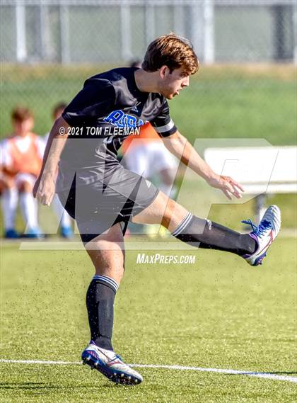 Thumbnail 2 in Washburn Rural vs Olathe West (KSHSAA 6A Championship) photogallery.