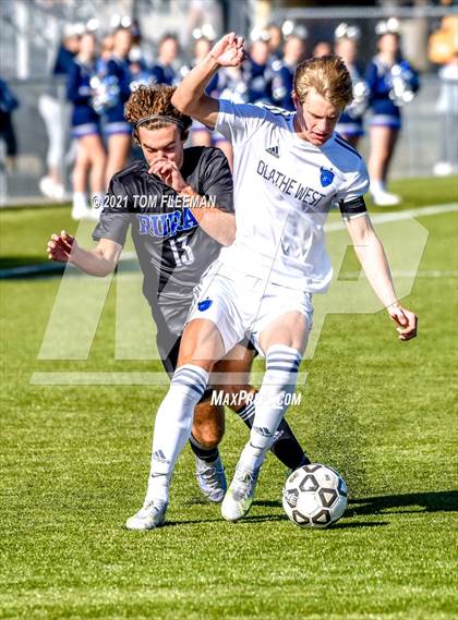 Thumbnail 2 in Washburn Rural vs Olathe West (KSHSAA 6A Championship) photogallery.