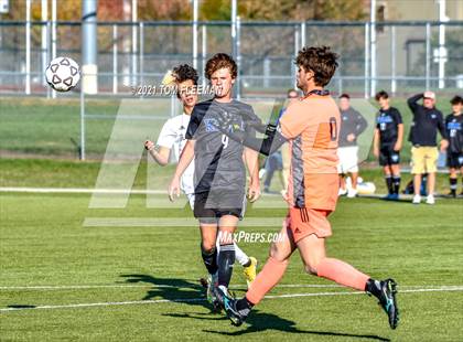Thumbnail 2 in Washburn Rural vs Olathe West (KSHSAA 6A Championship) photogallery.