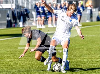 Thumbnail 3 in Washburn Rural vs Olathe West (KSHSAA 6A Championship) photogallery.