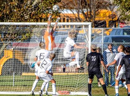 Thumbnail 3 in Washburn Rural vs Olathe West (KSHSAA 6A Championship) photogallery.