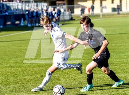 Thumbnail 2 in Washburn Rural vs Olathe West (KSHSAA 6A Championship) photogallery.