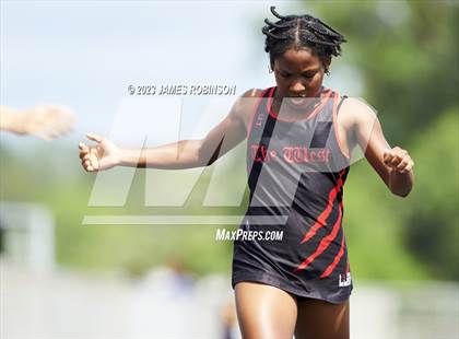 Thumbnail 3 in Sandra Cheeseborough Invitational (200 Meter) photogallery.