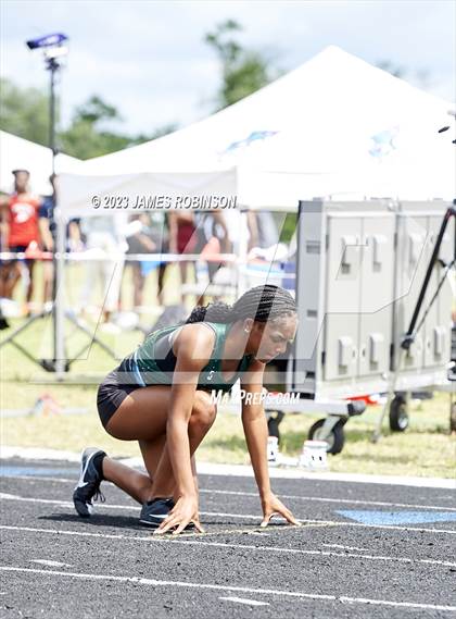 Thumbnail 2 in Sandra Cheeseborough Invitational (200 Meter) photogallery.