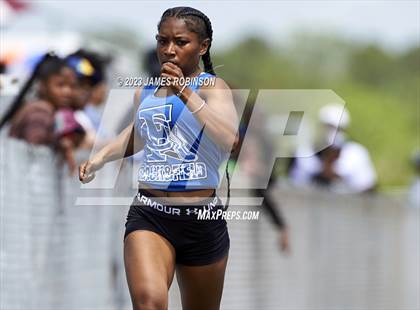 Thumbnail 2 in Sandra Cheeseborough Invitational (200 Meter) photogallery.