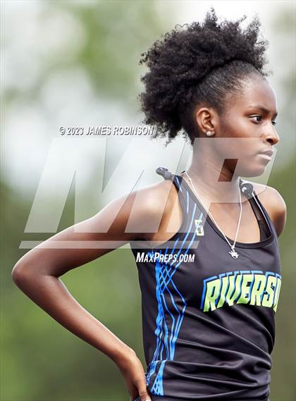Thumbnail 2 in Sandra Cheeseborough Invitational (200 Meter) photogallery.