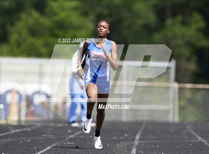 Thumbnail 3 in Sandra Cheeseborough Invitational (200 Meter) photogallery.