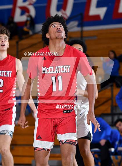 Thumbnail 2 in McClatchy vs. Folsom (Stan Harms Classic) photogallery.