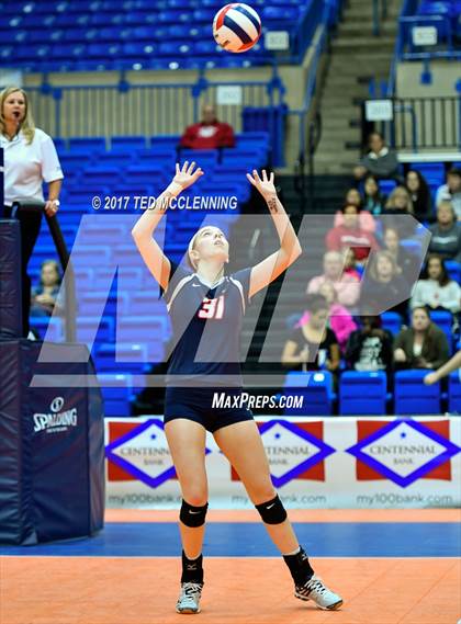 Thumbnail 1 in Baptist Prep vs. Shiloh Christian (AAA 4A Final) photogallery.