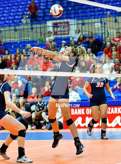 Thumbnail 3 in Baptist Prep vs. Shiloh Christian (AAA 4A Final) photogallery.