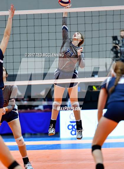 Thumbnail 2 in Baptist Prep vs. Shiloh Christian (AAA 4A Final) photogallery.