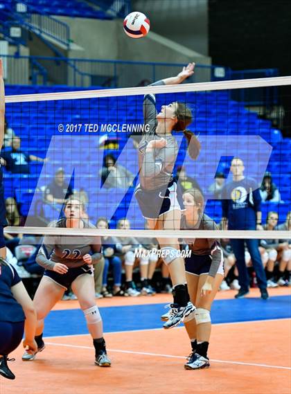 Thumbnail 3 in Baptist Prep vs. Shiloh Christian (AAA 4A Final) photogallery.