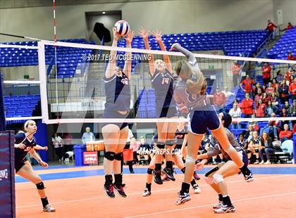 Thumbnail 3 in Baptist Prep vs. Shiloh Christian (AAA 4A Final) photogallery.