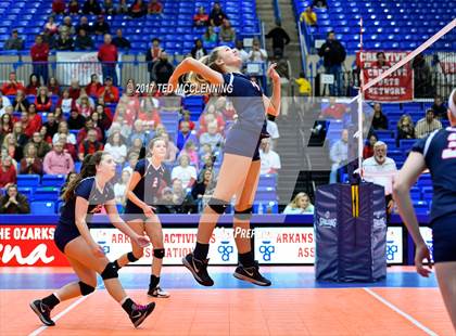 Thumbnail 2 in Baptist Prep vs. Shiloh Christian (AAA 4A Final) photogallery.