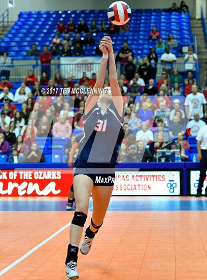 Thumbnail 1 in Baptist Prep vs. Shiloh Christian (AAA 4A Final) photogallery.