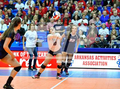 Thumbnail 2 in Baptist Prep vs. Shiloh Christian (AAA 4A Final) photogallery.