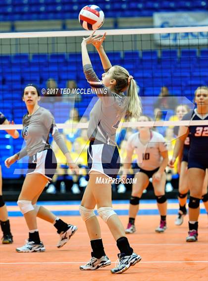 Thumbnail 2 in Baptist Prep vs. Shiloh Christian (AAA 4A Final) photogallery.