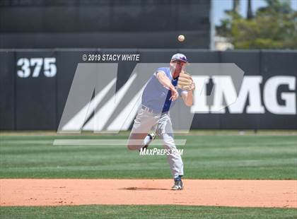 Thumbnail 3 in Coral Reef vs. IMG Academy (IMG National Classic) photogallery.