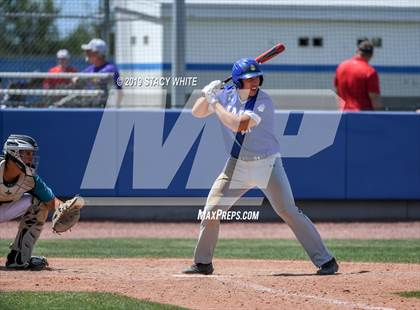 Thumbnail 1 in Coral Reef vs. IMG Academy (IMG National Classic) photogallery.