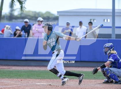 Thumbnail 3 in Coral Reef vs. IMG Academy (IMG National Classic) photogallery.