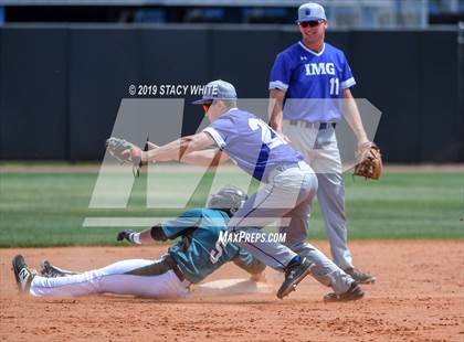 Thumbnail 2 in Coral Reef vs. IMG Academy (IMG National Classic) photogallery.