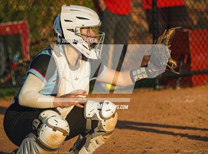 Thumbnail 2 in Arrowhead @ Waukesha West photogallery.