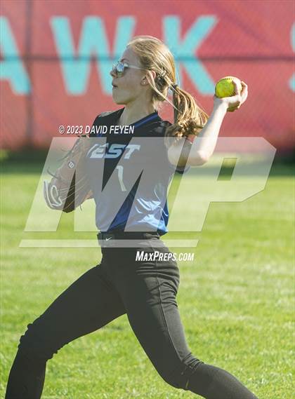 Thumbnail 3 in Arrowhead @ Waukesha West photogallery.