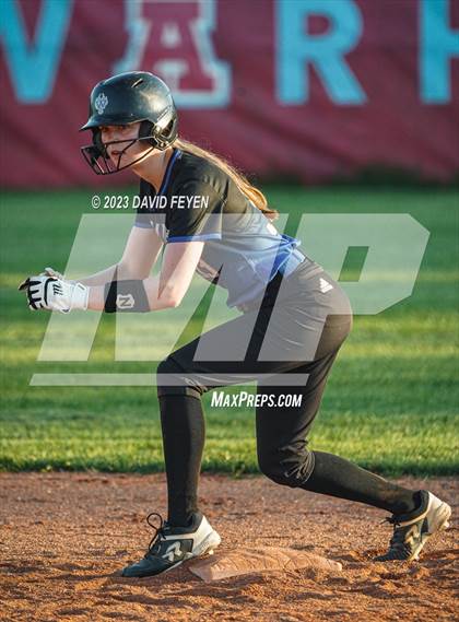Thumbnail 1 in Arrowhead @ Waukesha West photogallery.