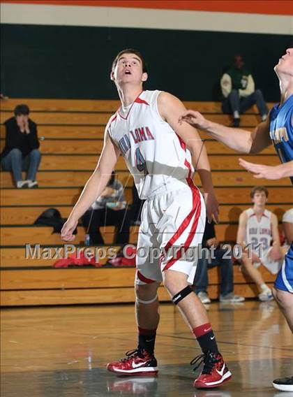Thumbnail 2 in Del Campo vs. Mira Loma (Mesa Verde Tournament) photogallery.