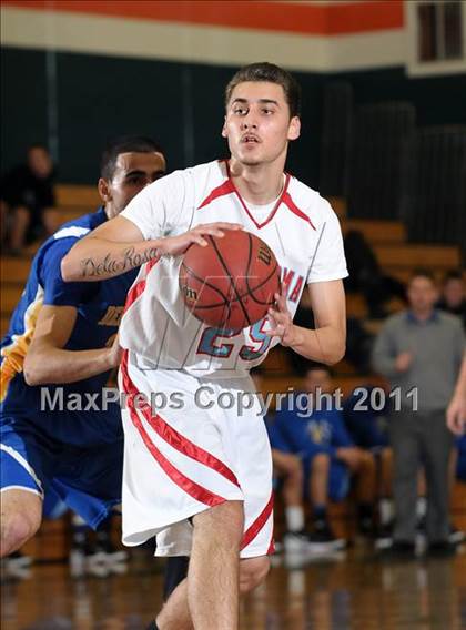 Thumbnail 2 in Del Campo vs. Mira Loma (Mesa Verde Tournament) photogallery.