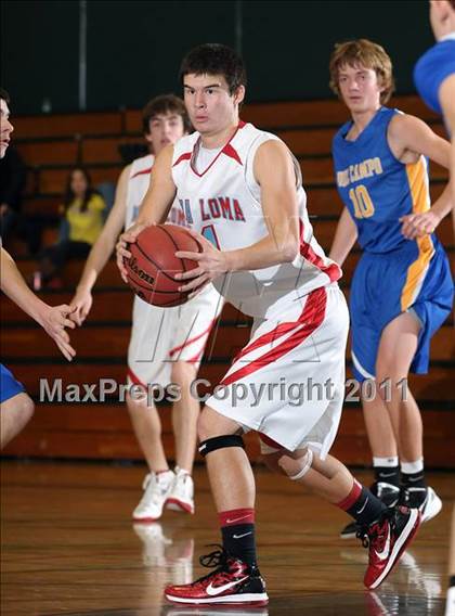 Thumbnail 2 in Del Campo vs. Mira Loma (Mesa Verde Tournament) photogallery.