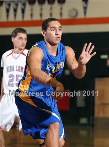 Thumbnail 2 in Del Campo vs. Mira Loma (Mesa Verde Tournament) photogallery.