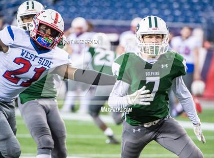 Thumbnail 3 in Dennis-Yarmouth Regional vs. West Springfield (MIAA Division 5 Final) photogallery.
